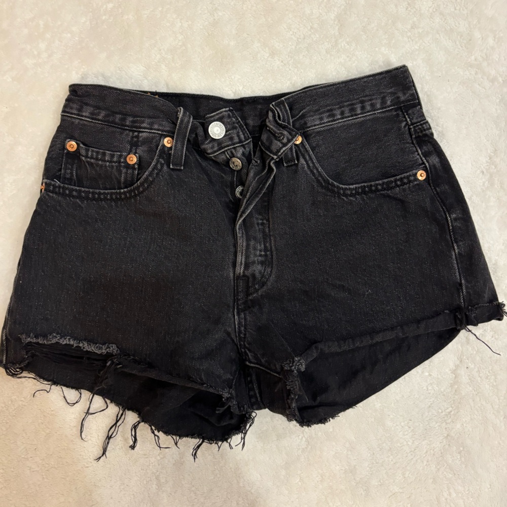 LEVIS Black Denim Women Shorts